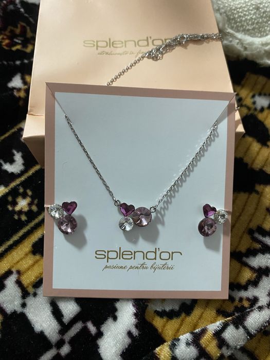 Vand colier si cerceii