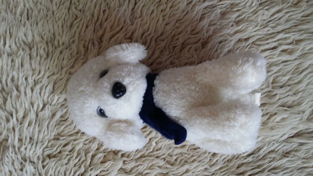 Хелоу Кити Лъв, кучета (101 далматинци). Пчела, заек,  пингвин и др.