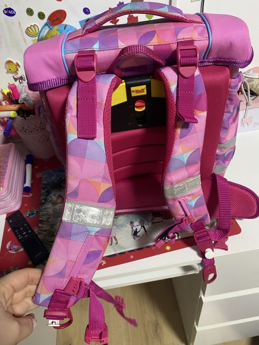 Ghiozdan ergonomic MCNeill