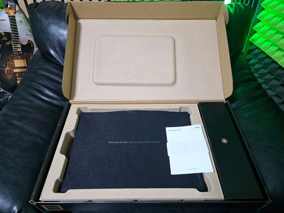 СПЕШНО! Лаптоп Dell Precision 7670 i9-12950HX 64GB DDR5 CAMM 1TB SSD Win11 Pro