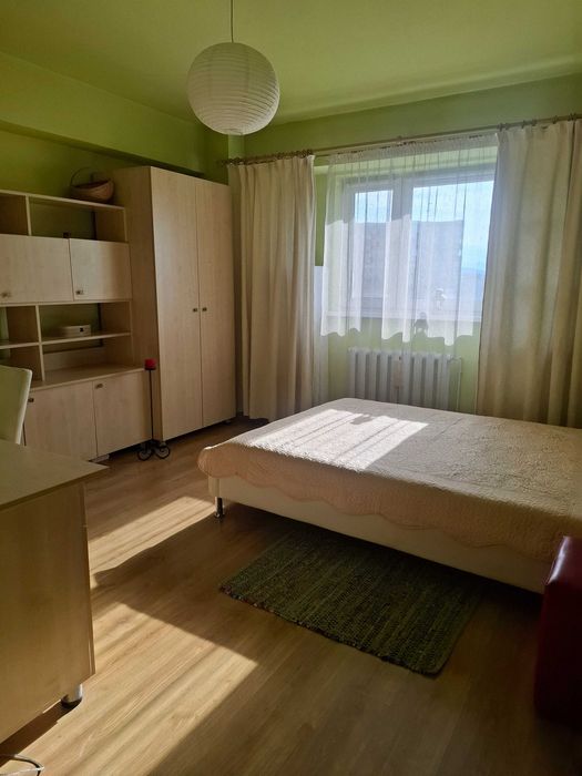 Dau în chirie apartament cu două camere