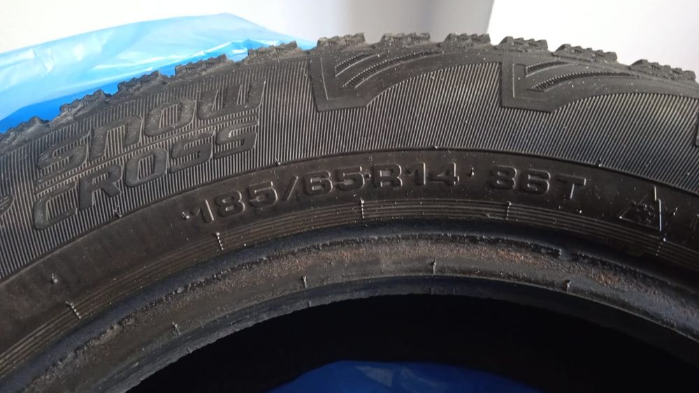 Зимние шины 185/65 R14