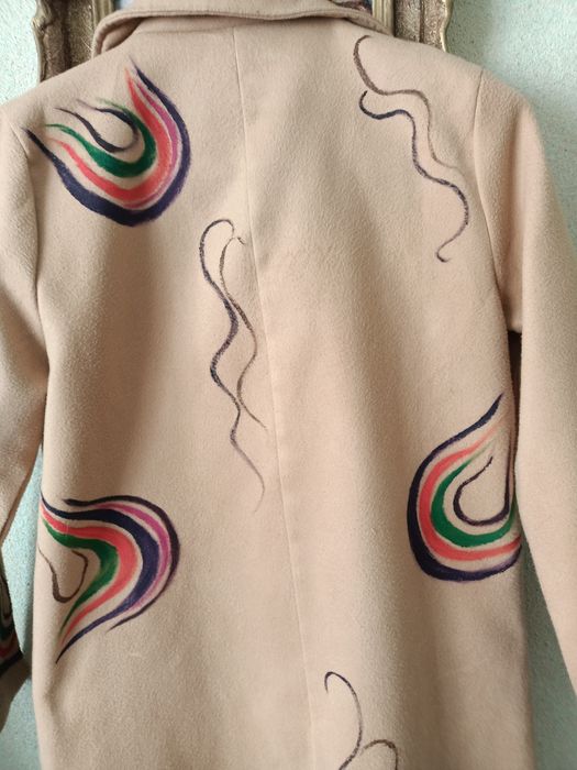 Pardesiu pictat față-verso .