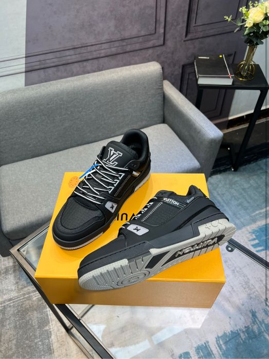 Мъжки обувки Louis Vuitton