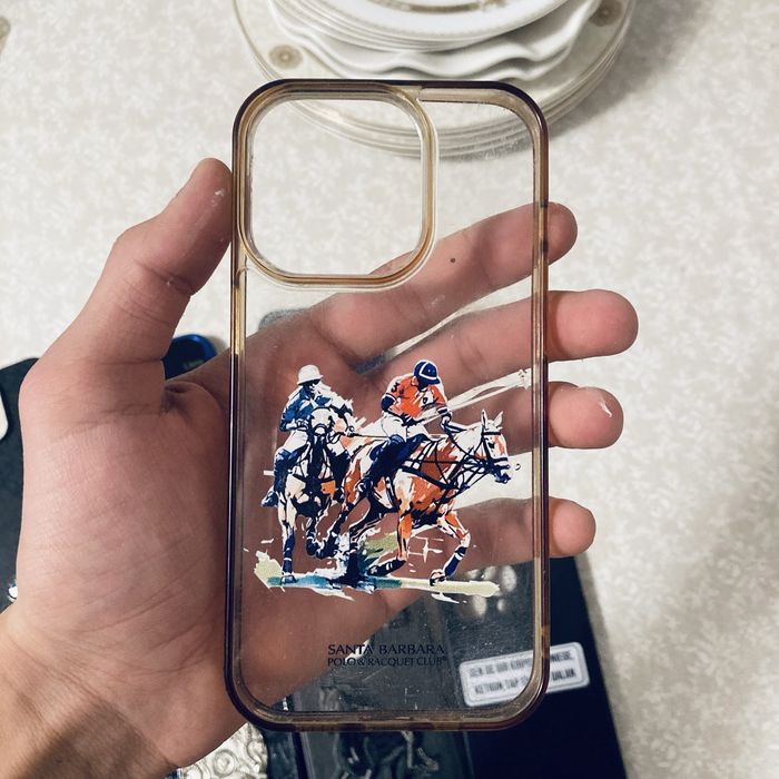 Чехолы на айфон 14про