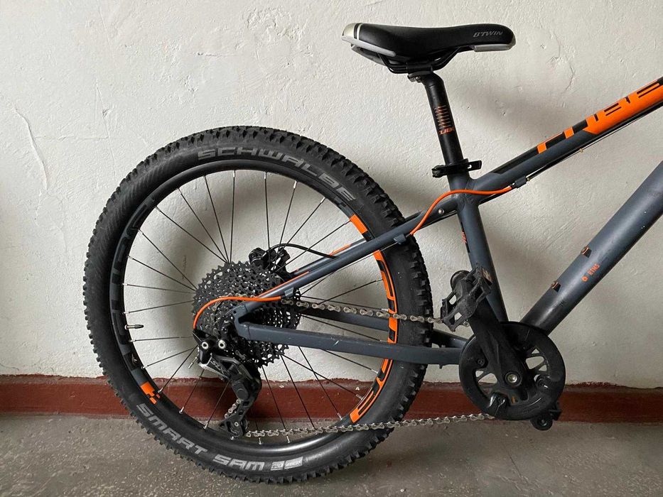 Bicicleta CUBE Reaction roti 24