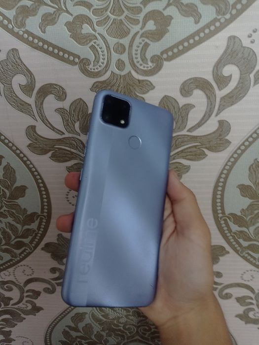 Продам или обменяю телефон Realme c25