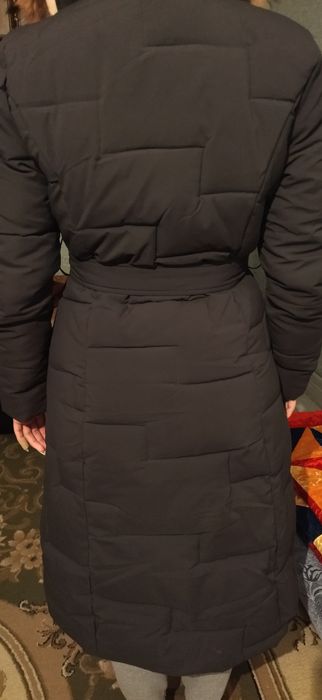 Продам куртку для девочки