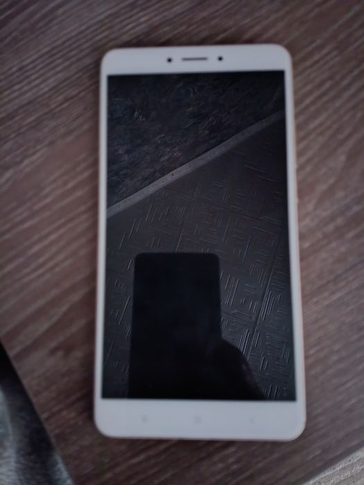 Продам ксяоми ми макс2