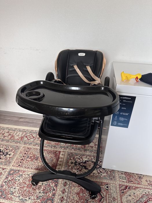 Стульчик для кормления детский