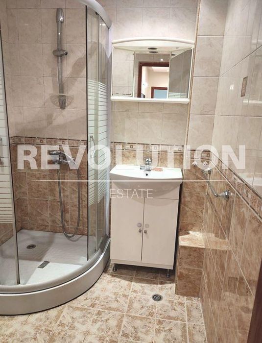 Дава се под наем Тристаен апартамент в Варна, ХЕИ - 75 кв.м за 650 € - Снимка #5