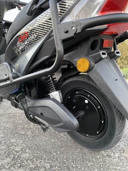 Скутер срочна сотилади!