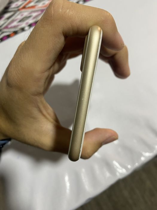 Айфон 7 плюс 32 гб отлиное состояние