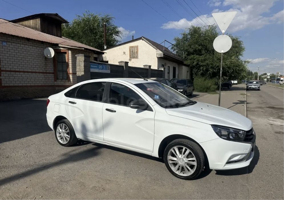 LADA Vesta 2022 года.