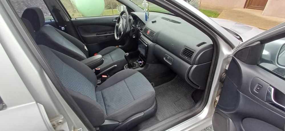 SKODA OCTAVIA 1.6 + GPL + 8 Jante de aliaj