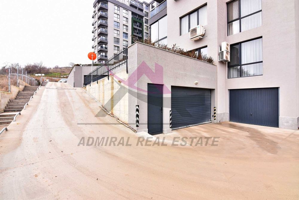 Продава се Многостаен апартамент в Варна, Кайсиева градина - 189 кв.м за 945 €/кв.м - Снимка #15