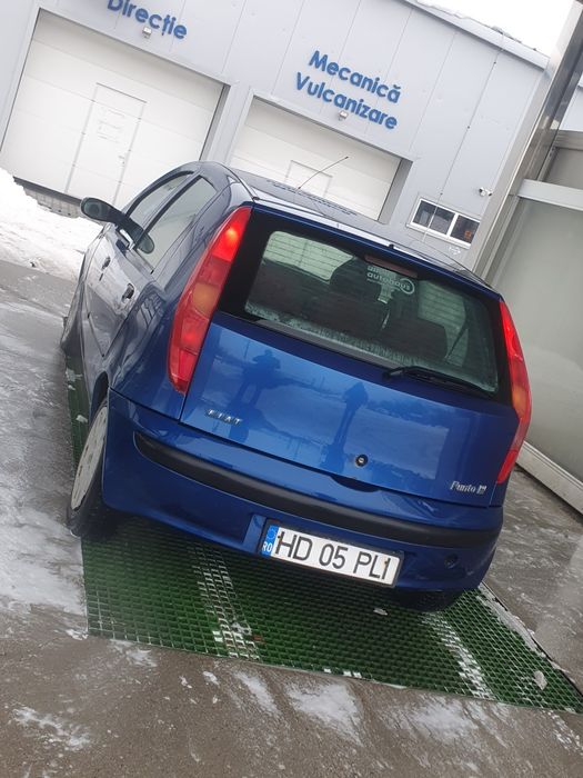Vând fiat punto 1.3 25 de milioane!