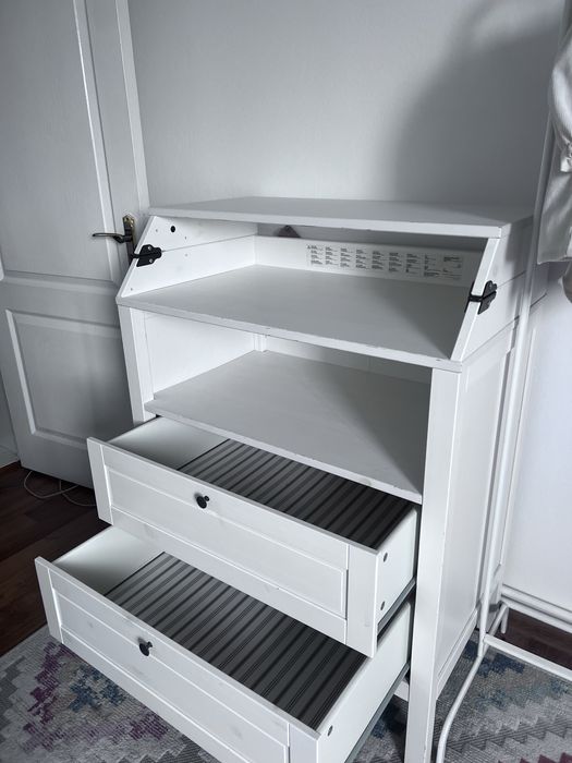 Masa de infasat / comoda alba IKEA (SUNDVIK) cu saltea