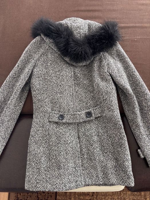 Сиво палто с пух