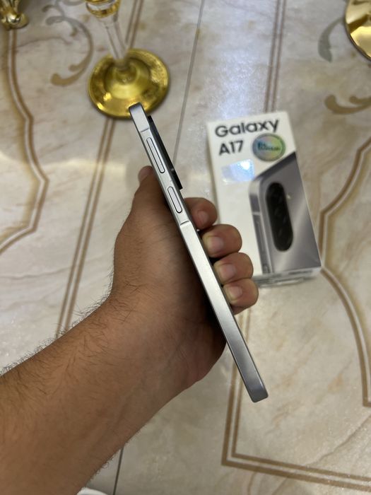 Samsung Galaxy A17