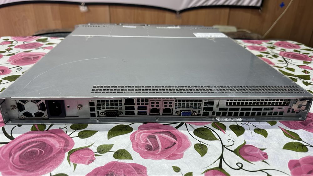 Сервер Supermicro SYS-5018R-M | Xeon E5-2630 v4