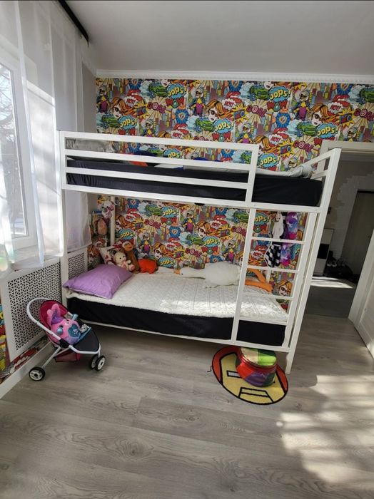 Двухъярусная кровать