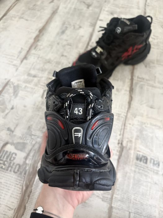 Vand Balenciaga Runner Grafitti