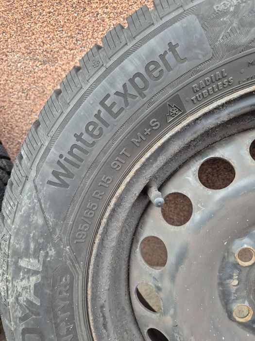 Jante R15 5x112 cu anvelope iarna 195/65R15 foarte bune