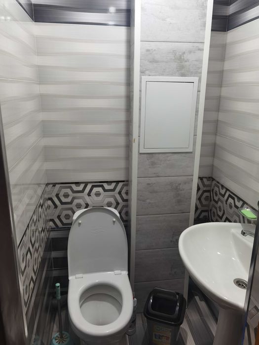 Сдаётся в аренду 4-х комнатная квартира м. Новза