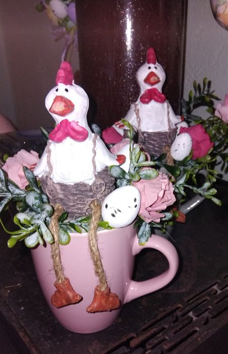 Великденски венец,пилета,украса  за маса