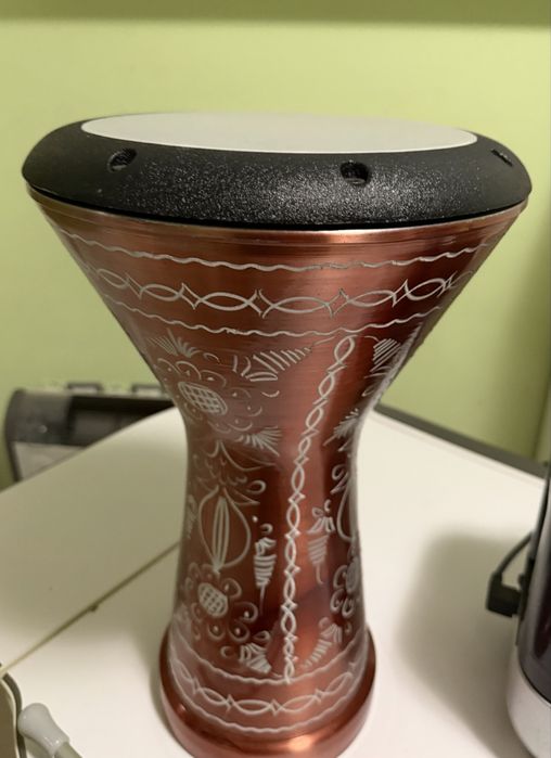 Тарамбука нова, в идеално състояние