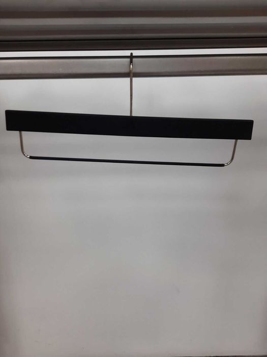 Закачалки за магазин