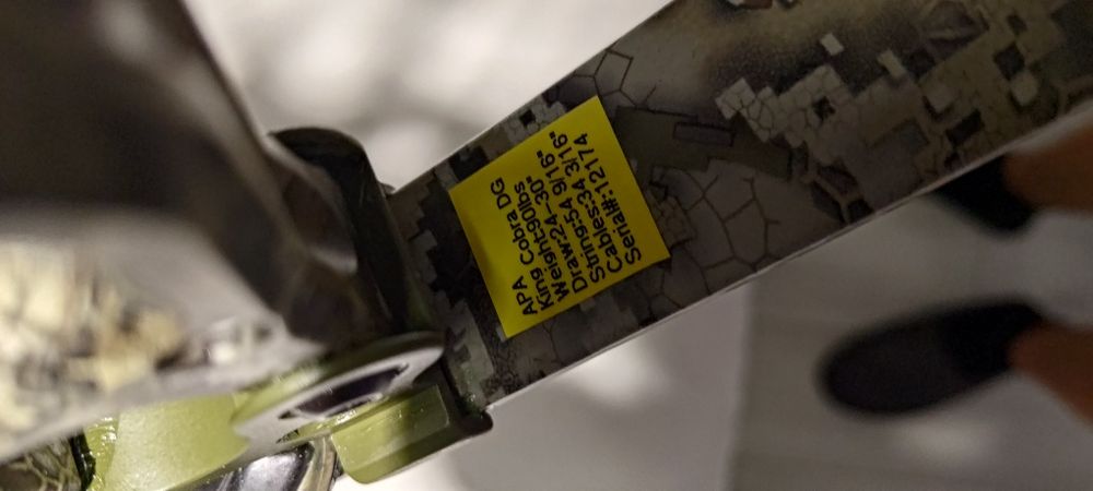 Arc compound ( arc cu scripeți ) APA King Cobra DG