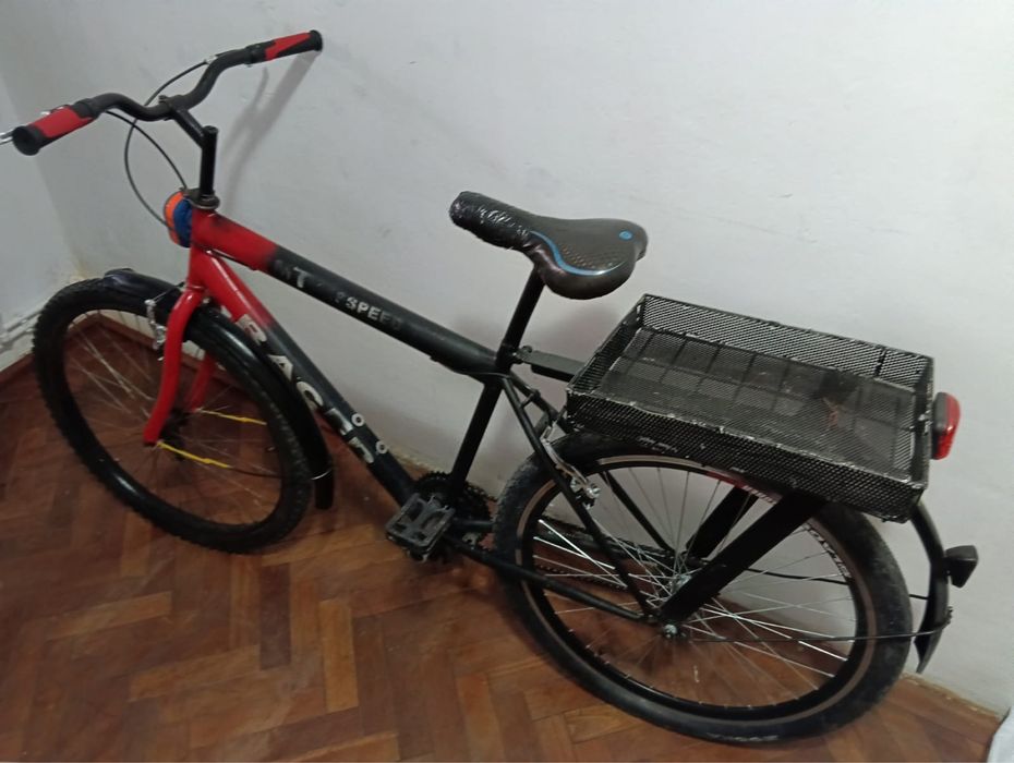 Vand bicicleta Racer 500 lei
