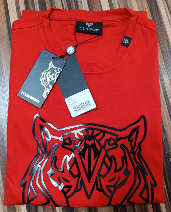 Vând tricou original nou de bărbați Plein Sport