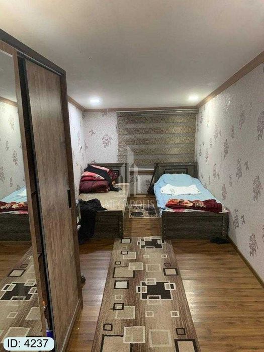 galuboy ekran 22 maktab tomonda kvartira sotiladi№4237