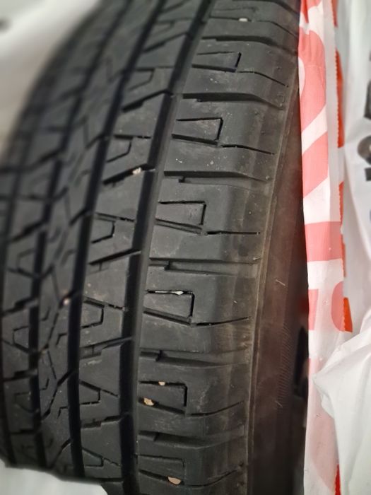 Продам летние шины 215/70R16 в отличном состоянии!