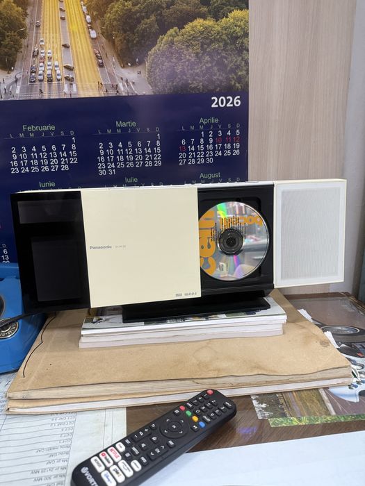 Radio  Panasonic. SC HC35