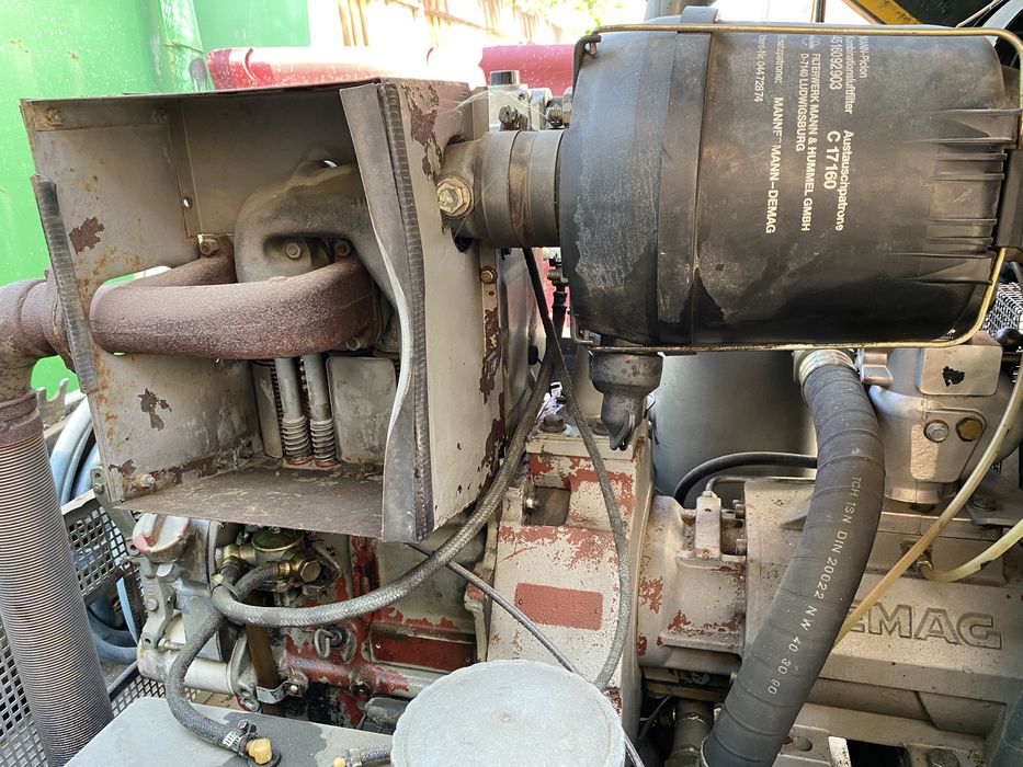 Продам дизельный винтовой компрессор