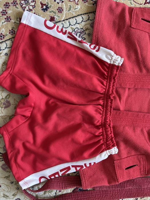 Самбо форма красный