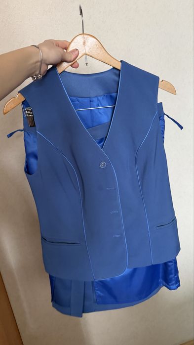 Костюм женский М