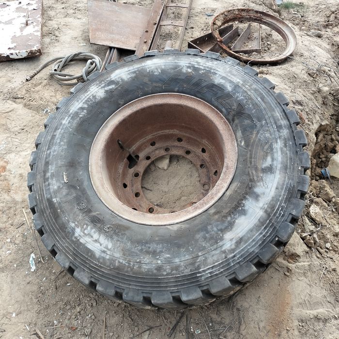 Автошина 12.00 R20