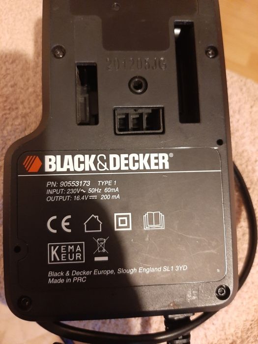 Baterie și încărcător black&dacker