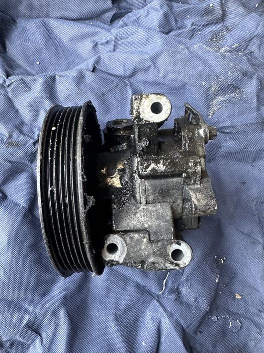 Хидравлична помпа Mercedes W211 E220 CDI 150 к.с.
