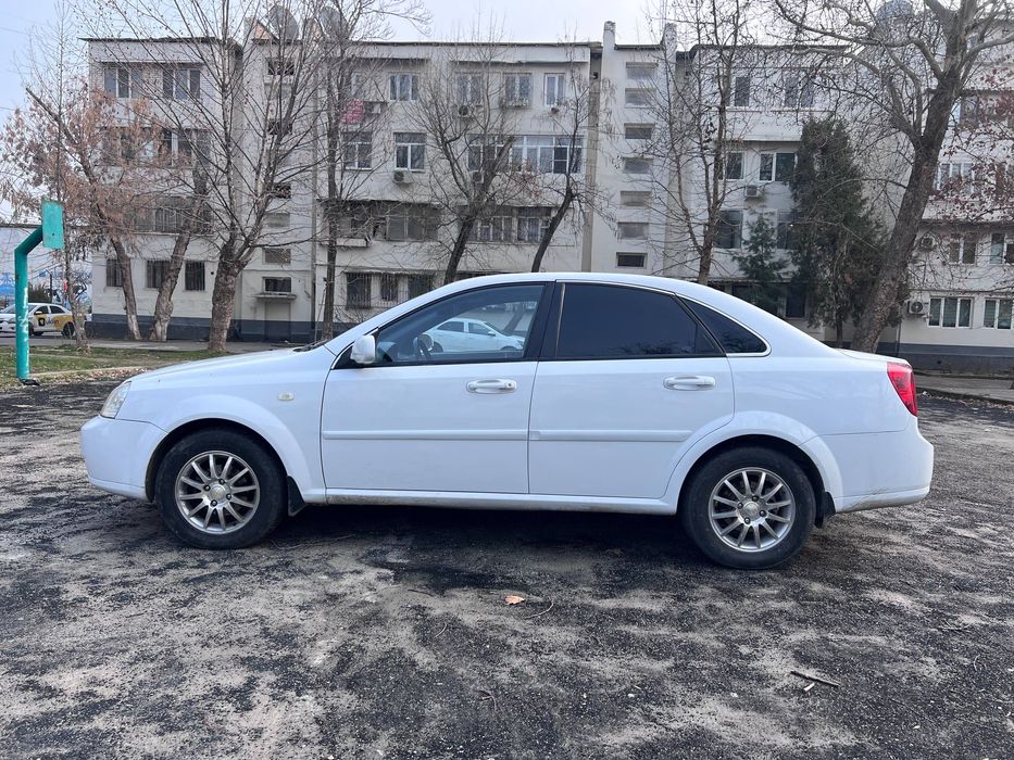 Chevrolet Lacceti 1.8 avtomat