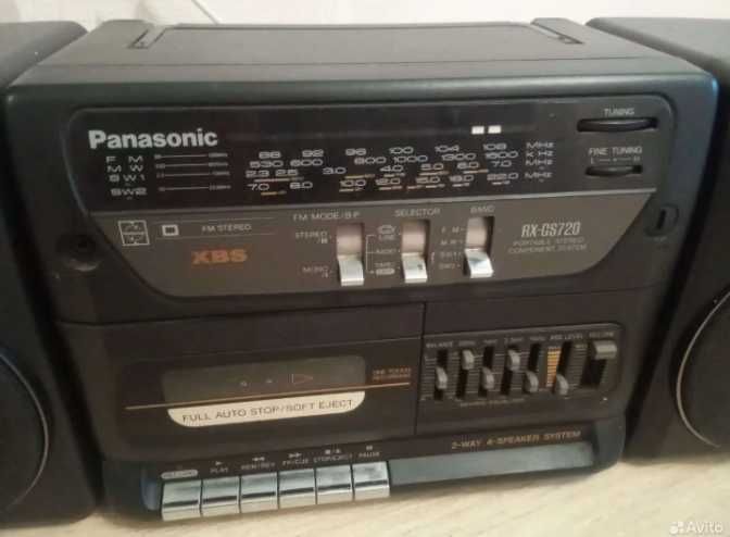 Продается Panasonic RX-CS720