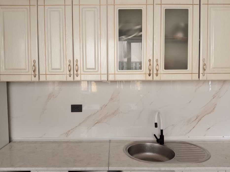 Кух гарнитур в хорошем состояний мдф