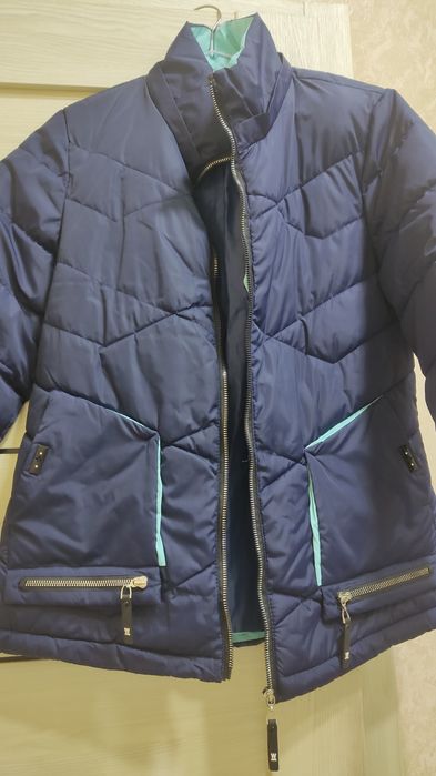 Куртка женская новая