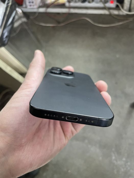 Iphone 15 pro 256 гиг