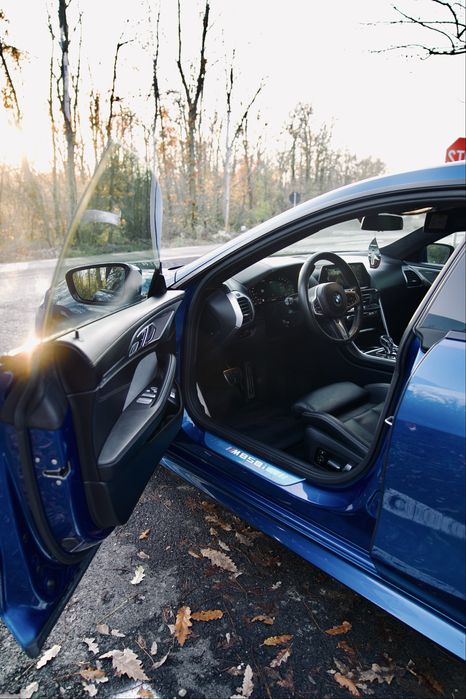 Vand/schimb BMW 850i / 61.000km / Carbon / interior M8 / swarovski